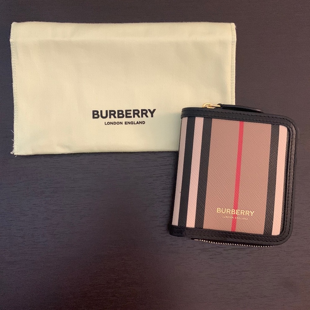Authentic Burberry Icon Stripe E-canvas and Leather Folding Wallet with dust bag
